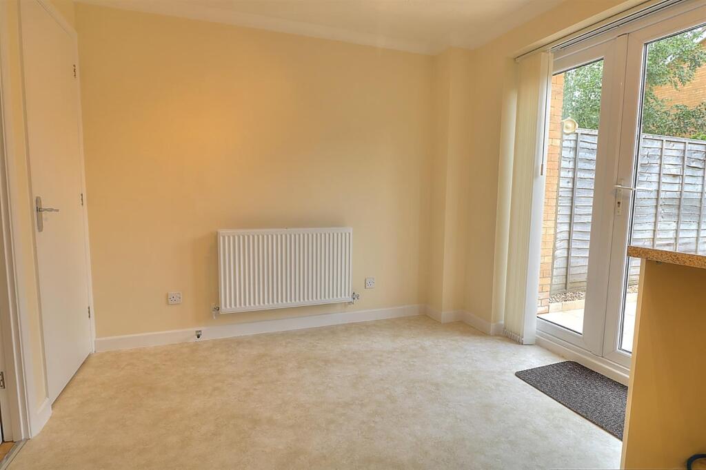 Tolefrey Gardens 18 Din Area (Custom).jpg