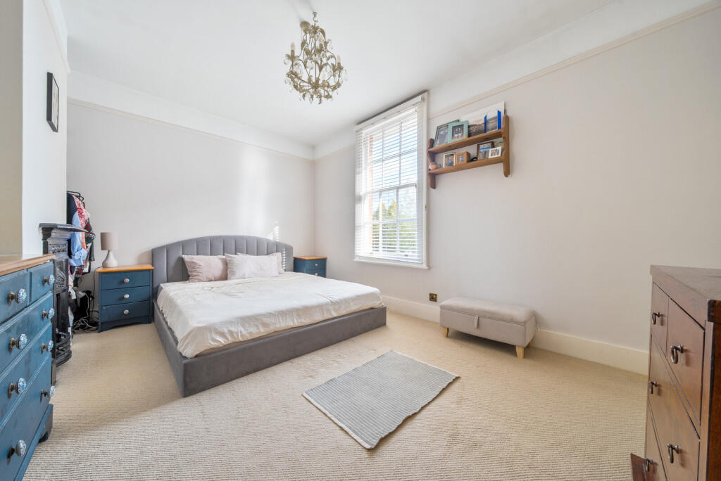 1354597-4-68c7d5d...