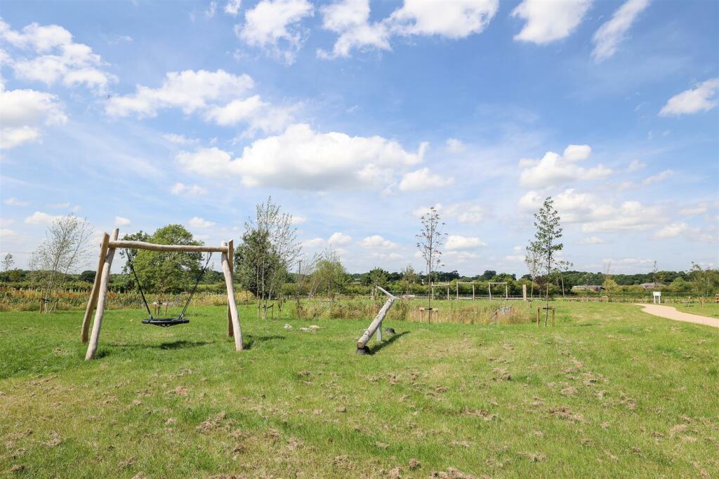 9 Primrose Walk, Ravenstone