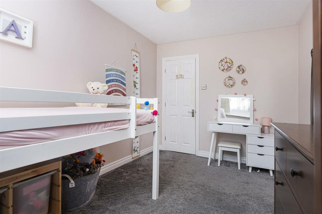 Bramleys Estate Agents - Chadwick Hall Gardens - M
