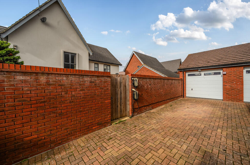 1369851368f0dddd48064