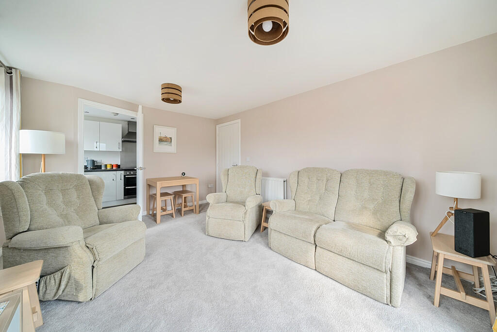 1304359-8-683f3b8...