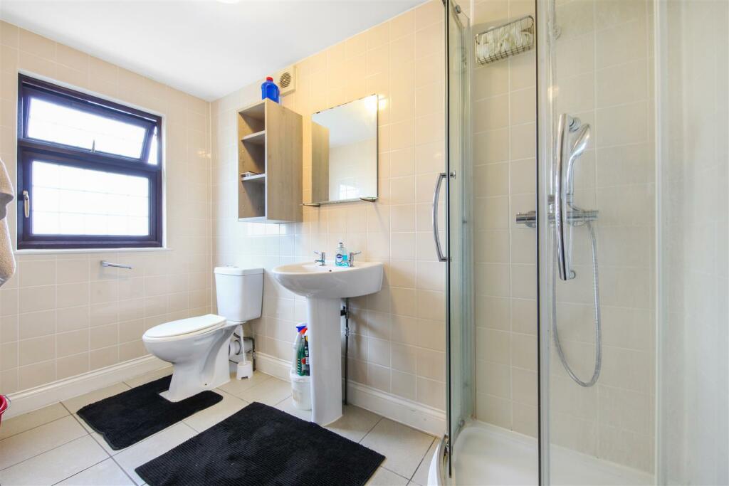 52 Salmon Street - lNtfRoUrIg3rrrlkm3Jk.jpg