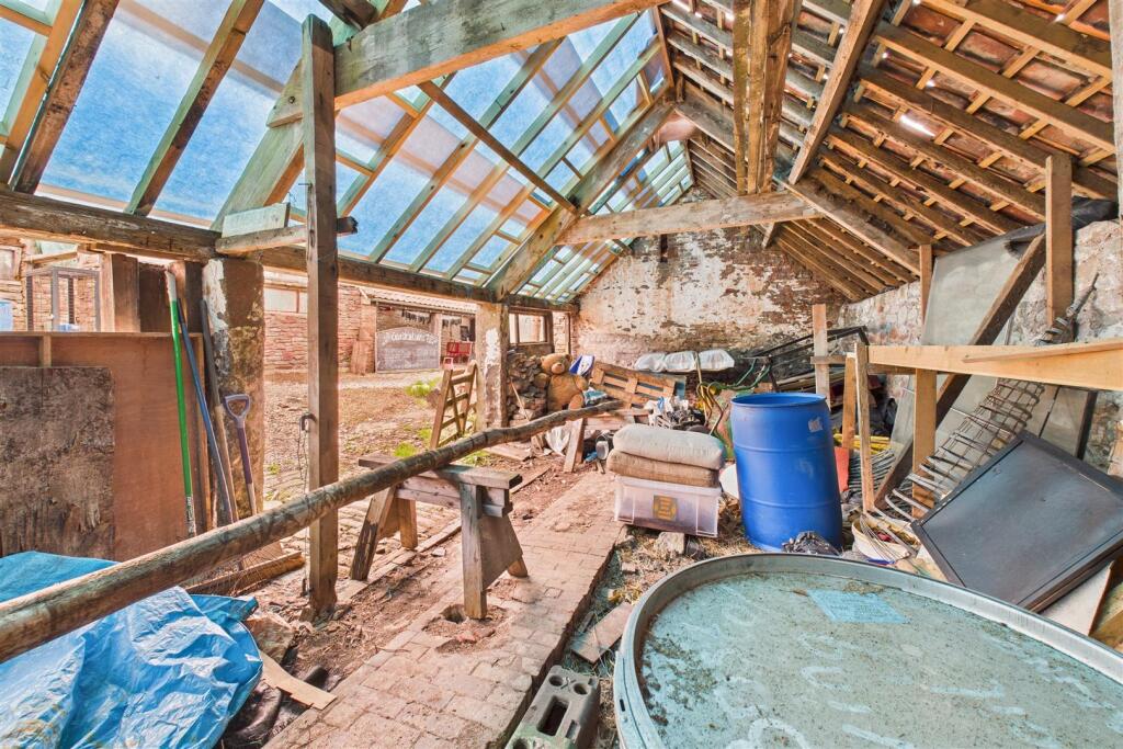 Barn 3 &#64; Bridge Farm, Bell Hill Stapleton, Bristol