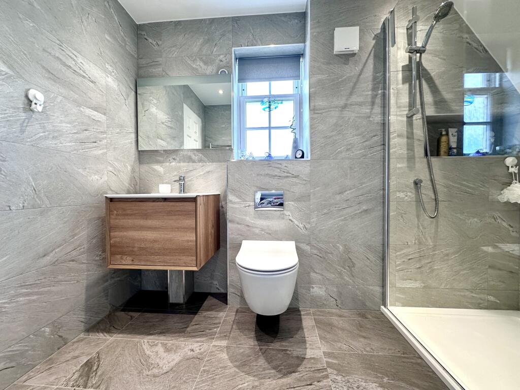 EnSuite 1