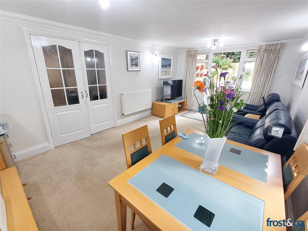 Living/Dining Room