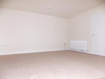 11 Mornington Court Living Area.JPG