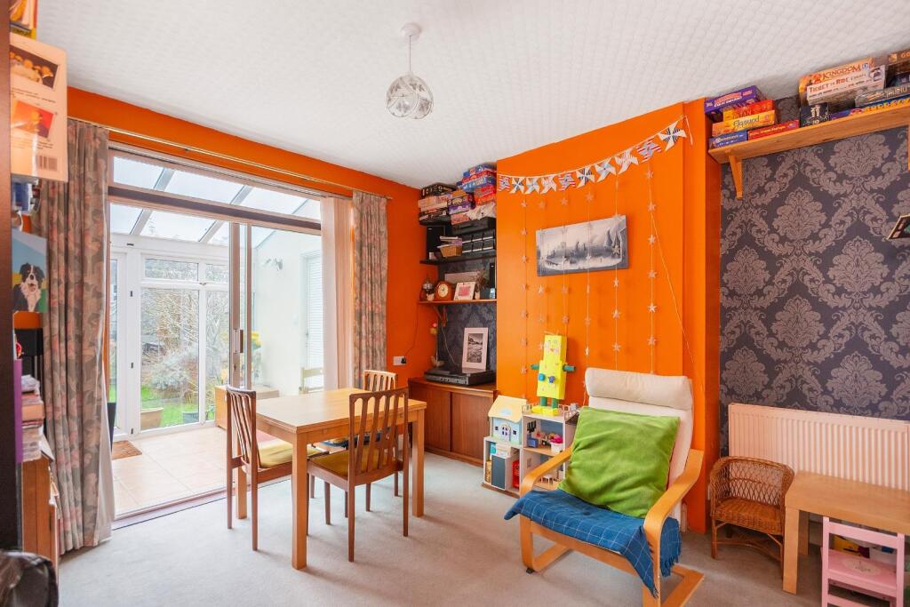 1F7A0HD - Dining Room C.jpg