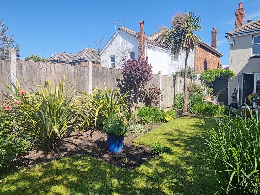 Southerly Garden