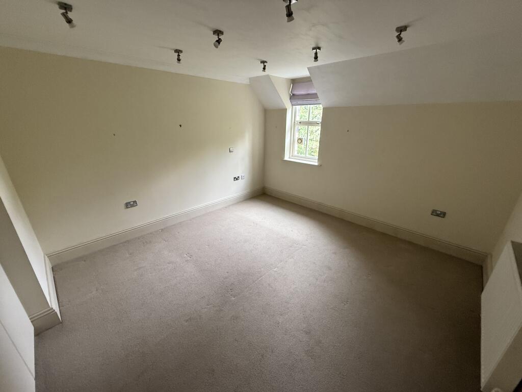 Photo 06-10-2025  11 20 17 T202510061704.jpg