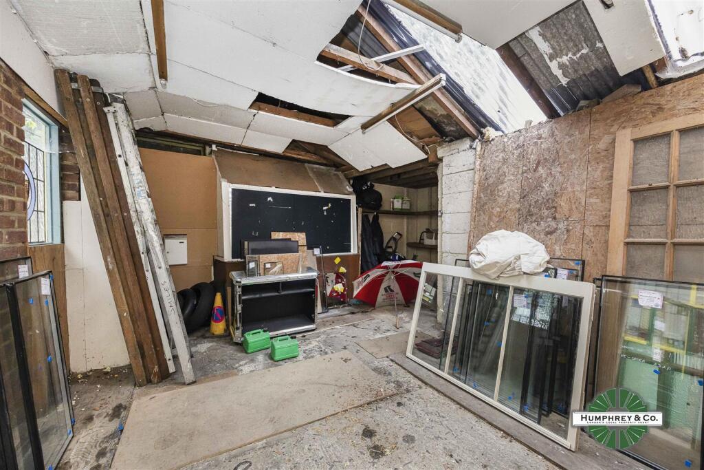 52 Wyatts Lane -001.jpg