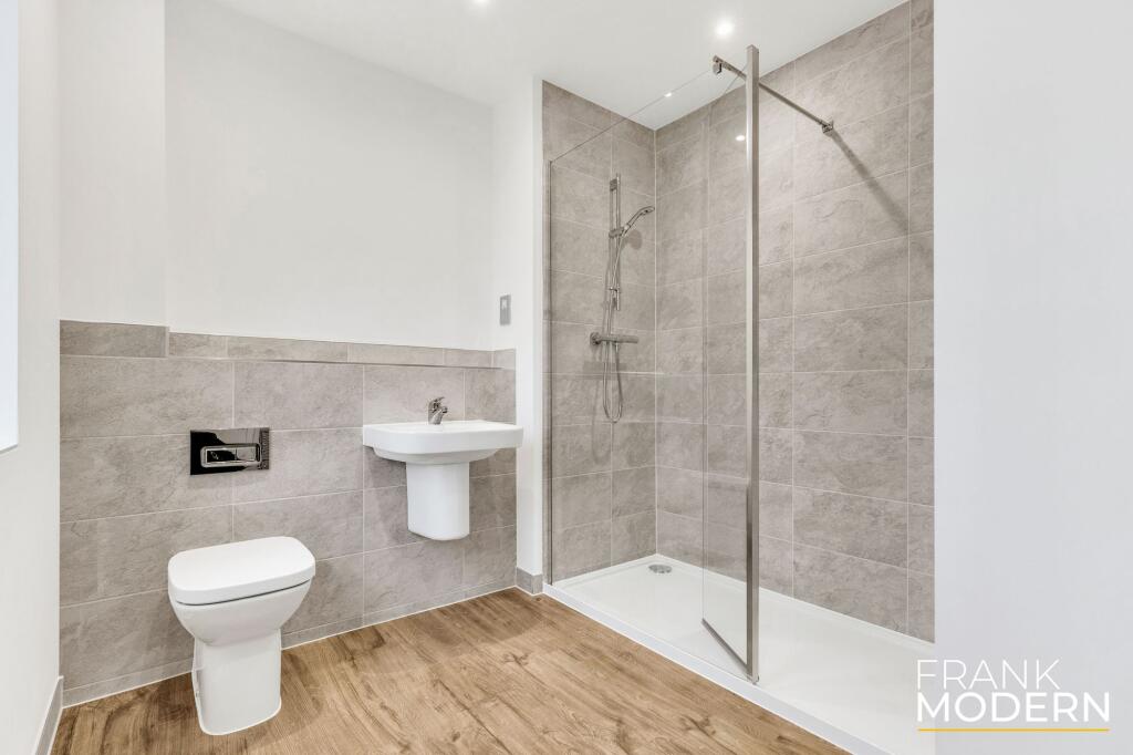 Bedroom One En-Suite