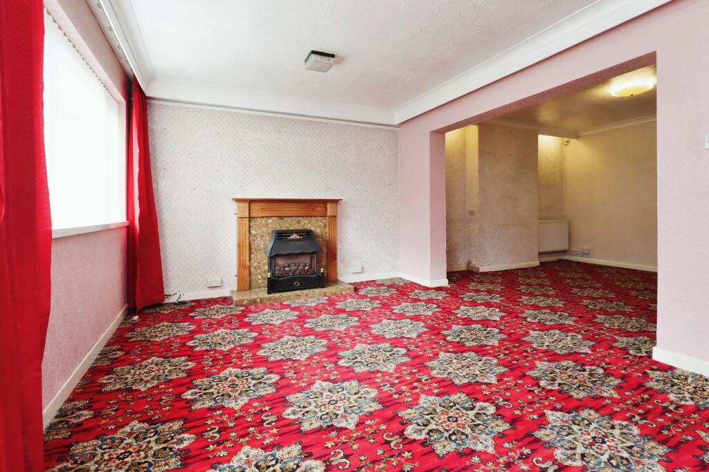 Living Room/ Dining