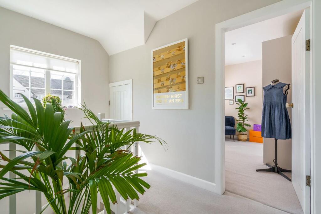 90206_48 Westgate Guiseley (15)_low.jpg