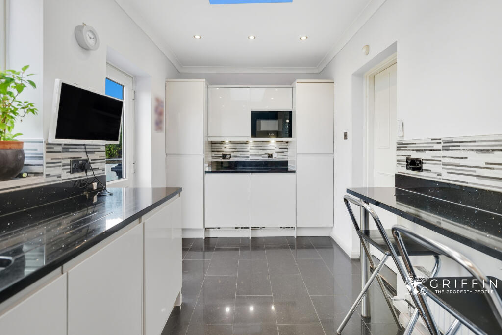 11p1875836p1875840edit