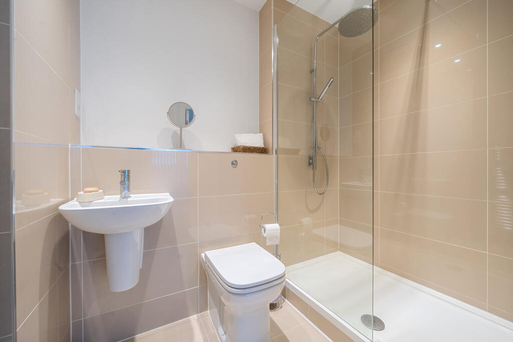 Ensuite Shower Room