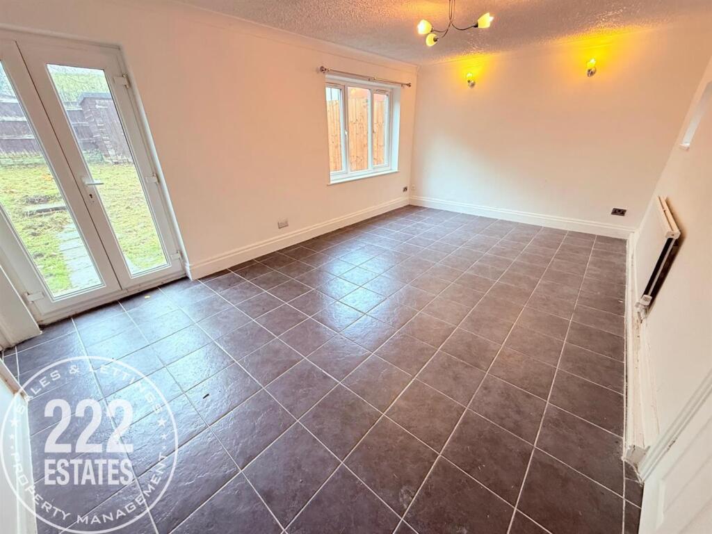 PHOTO-2025-11-04-14-31-24 (9).jpg