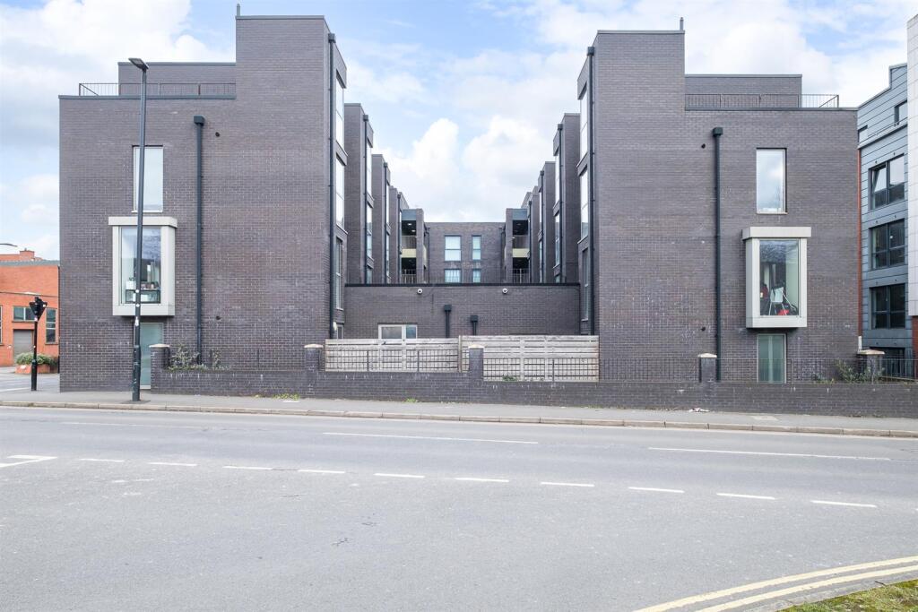 untitled (17 of 19).jpg