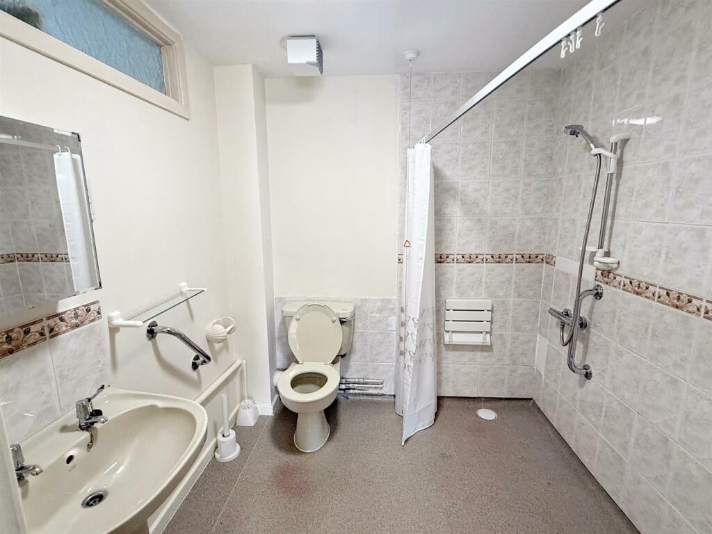 12.JPG