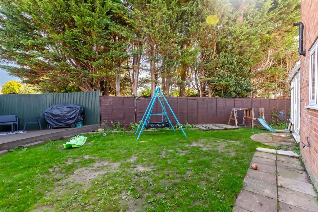 Sherbrooke Close_17.jpg