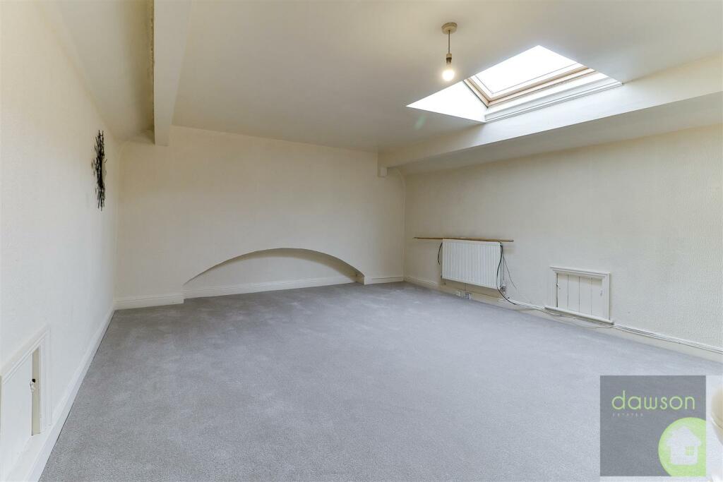 IMG_6528-IMG_6530.jpg