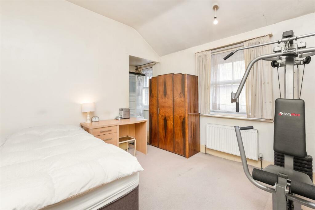 Bedroom.jpg