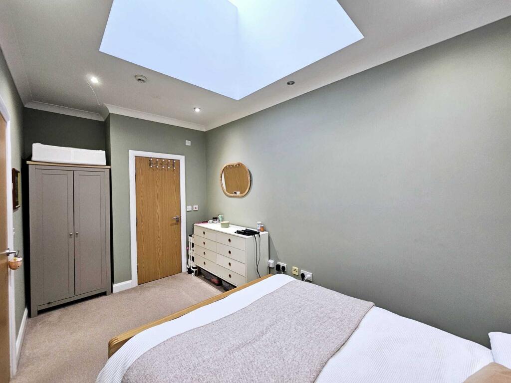 c44eb6d6-24cf-442f-b295-4dd861700fac