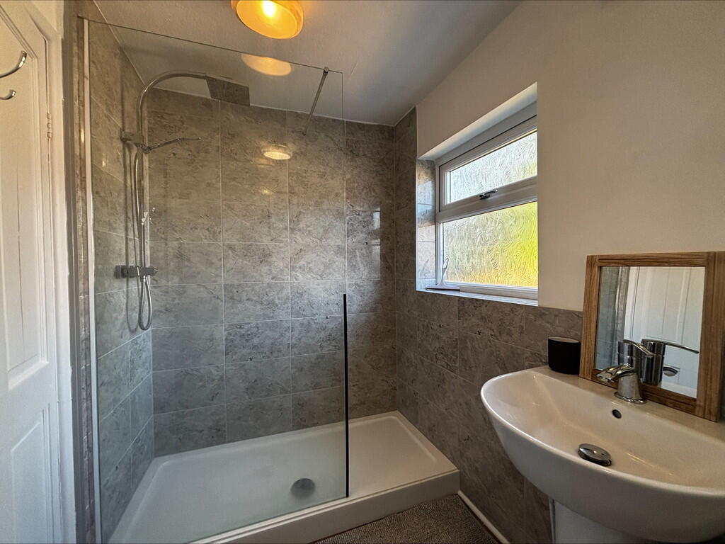 processed-FEB0AEE...