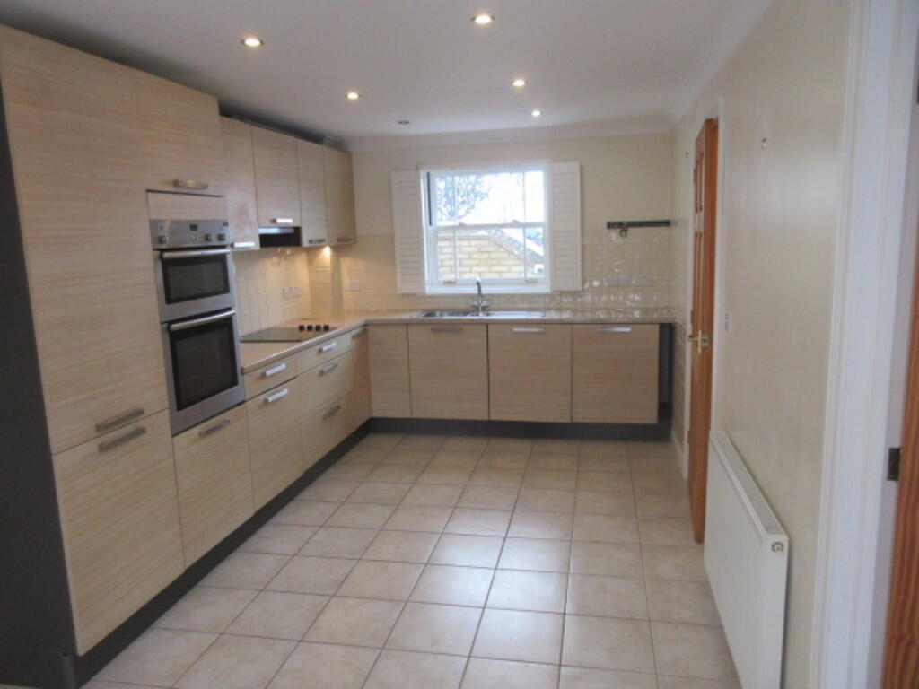 Kitchen 1