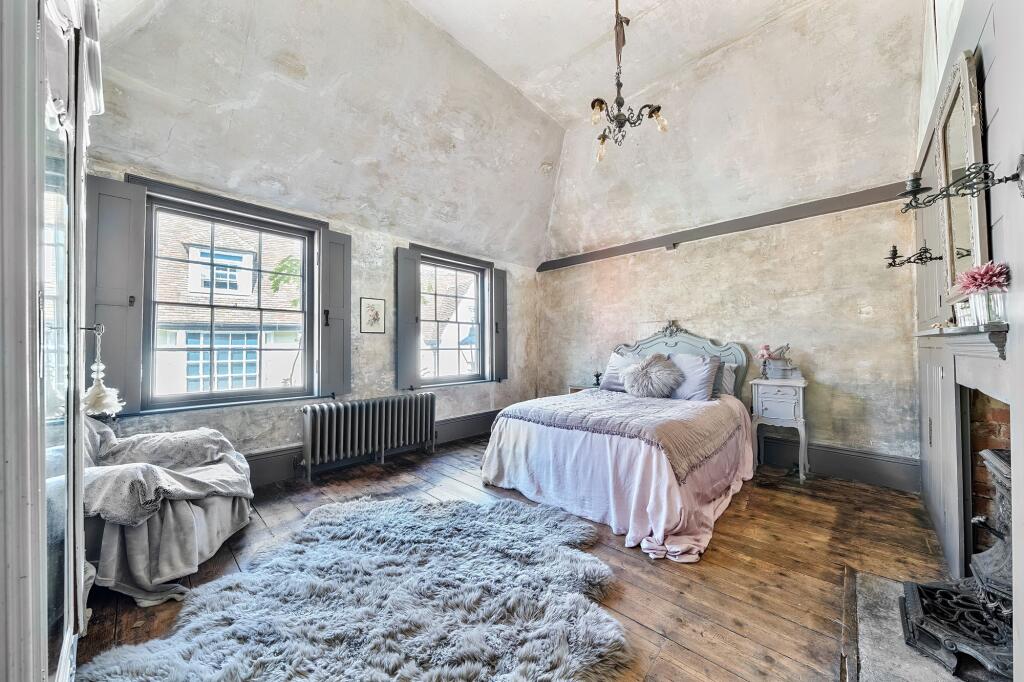 Bedroom One (1)