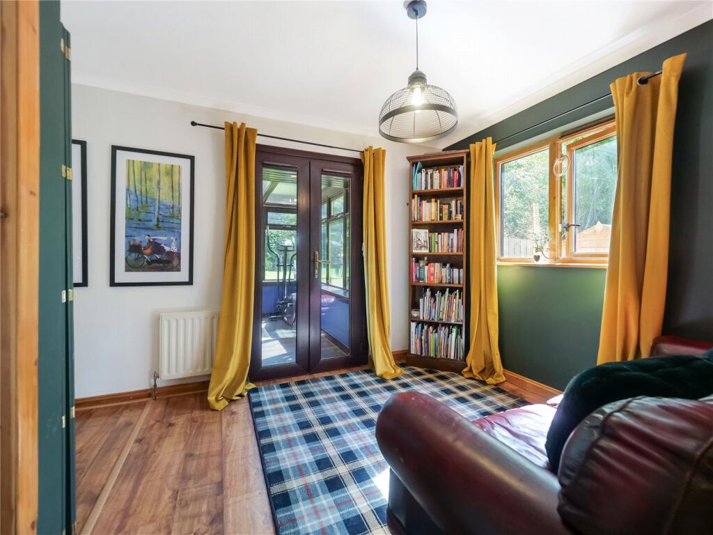 Family/4th Bedroom