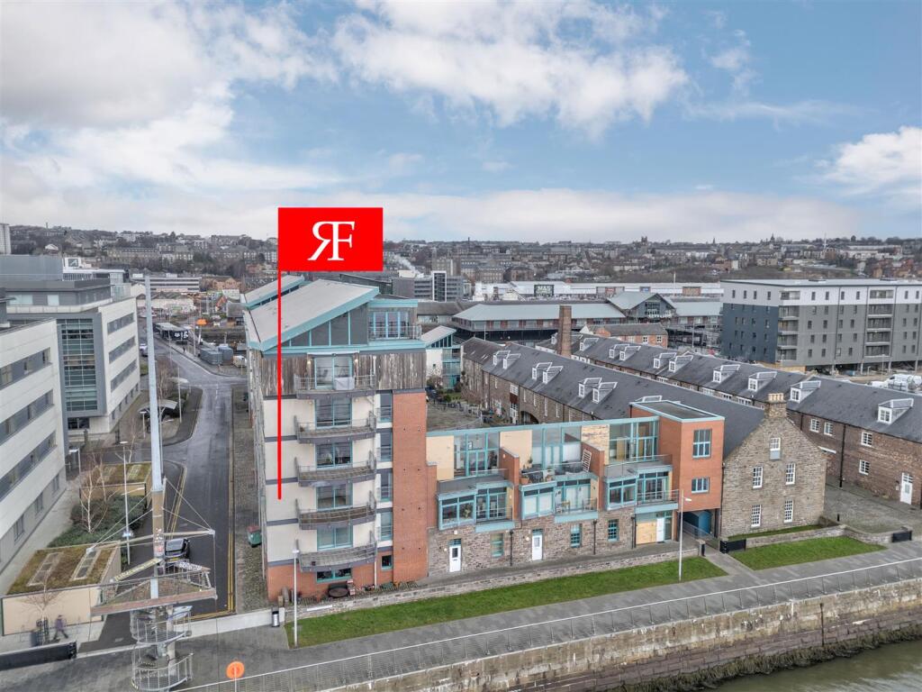 Unicorn Court, 62 Victoria Dock Road Dundee-1.JPG