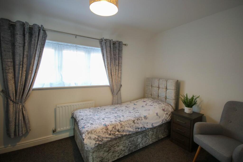 Bedroom 2.jpg