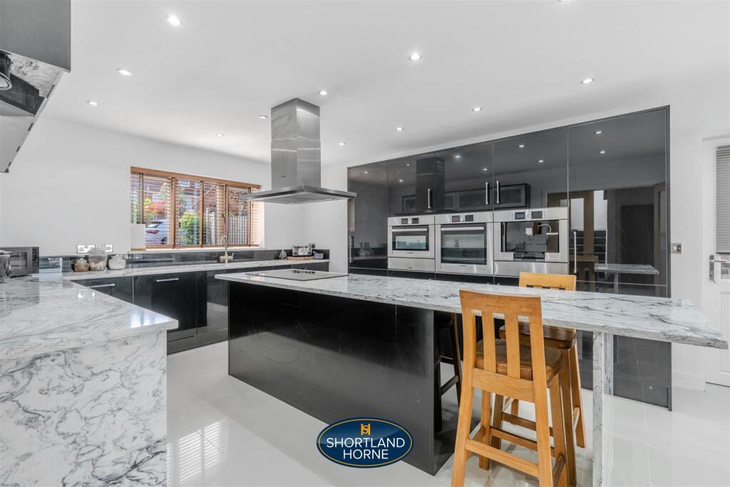 2 Evergreen Close WM (31 of 49).jpg