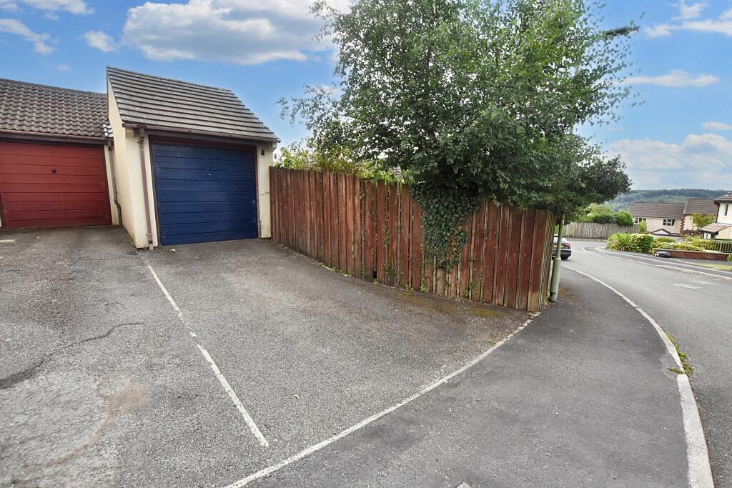 Garage &amp; Parking