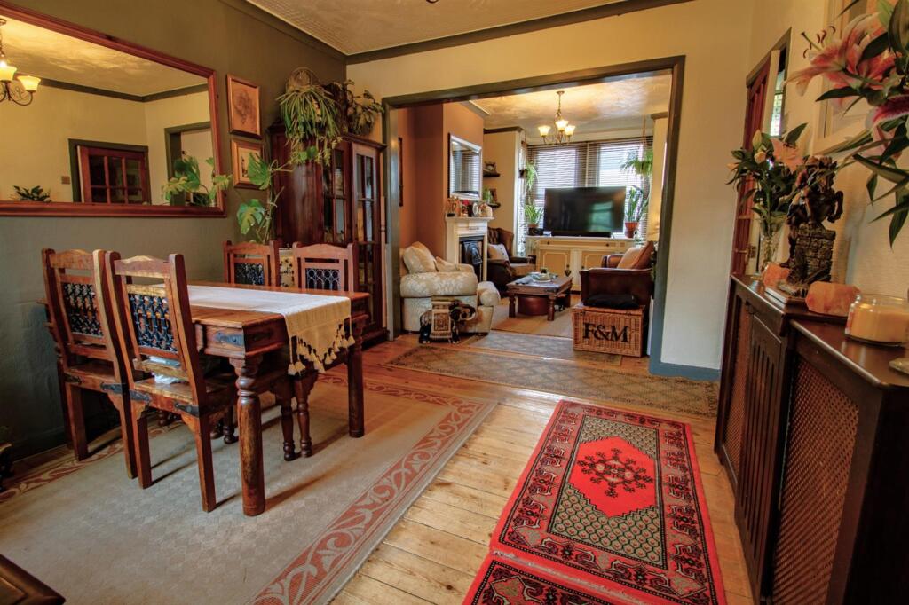 diningroom2.jpg