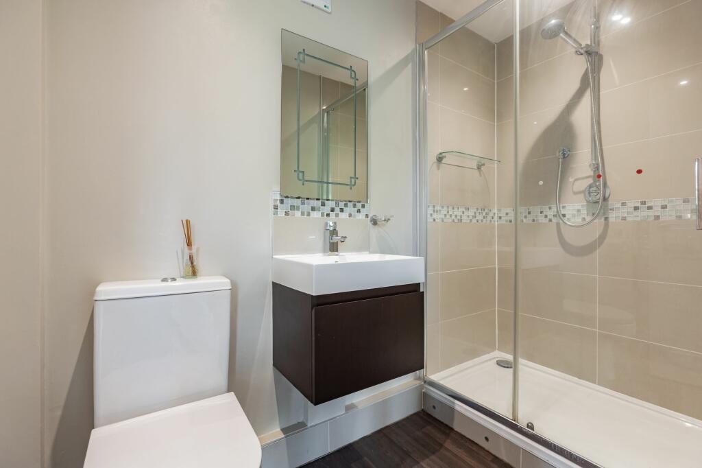 Annex Shower Room