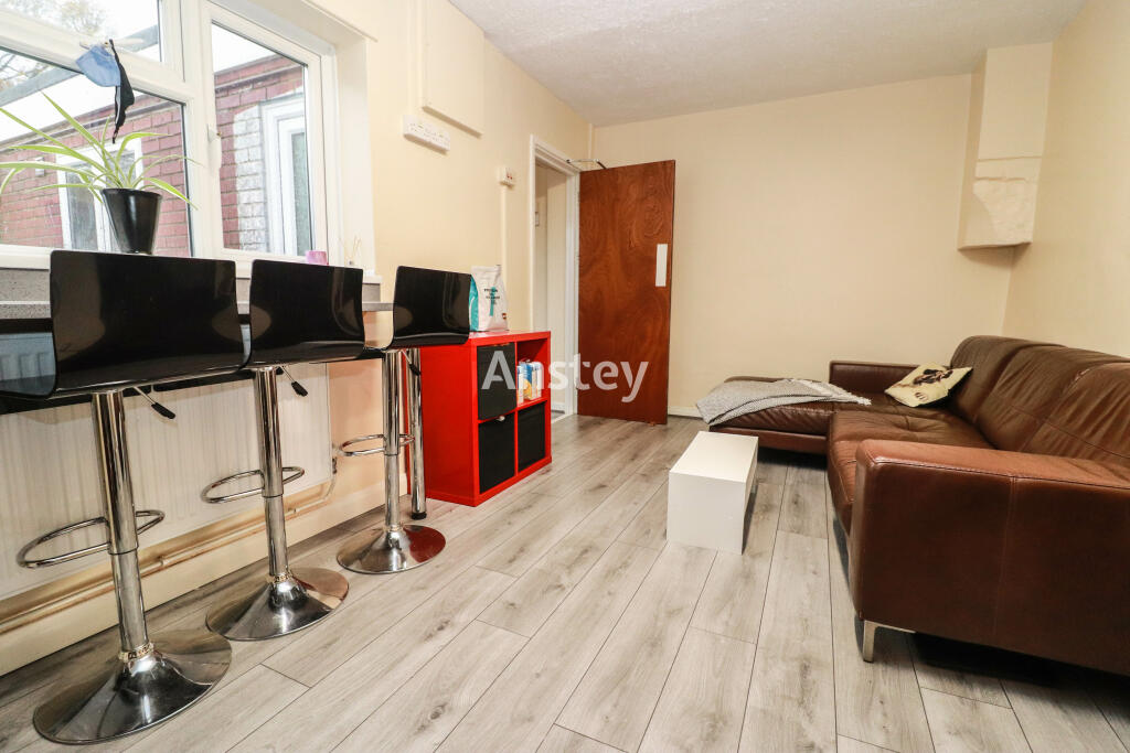 Photo 01
