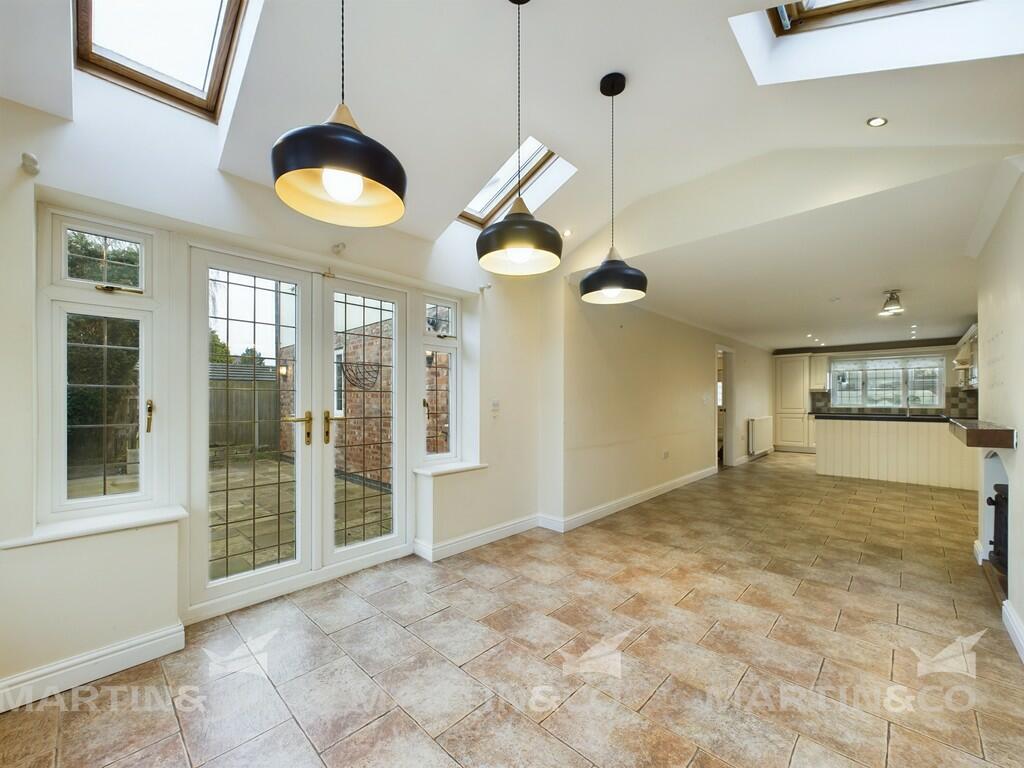 CAM02406G0-PR0368...