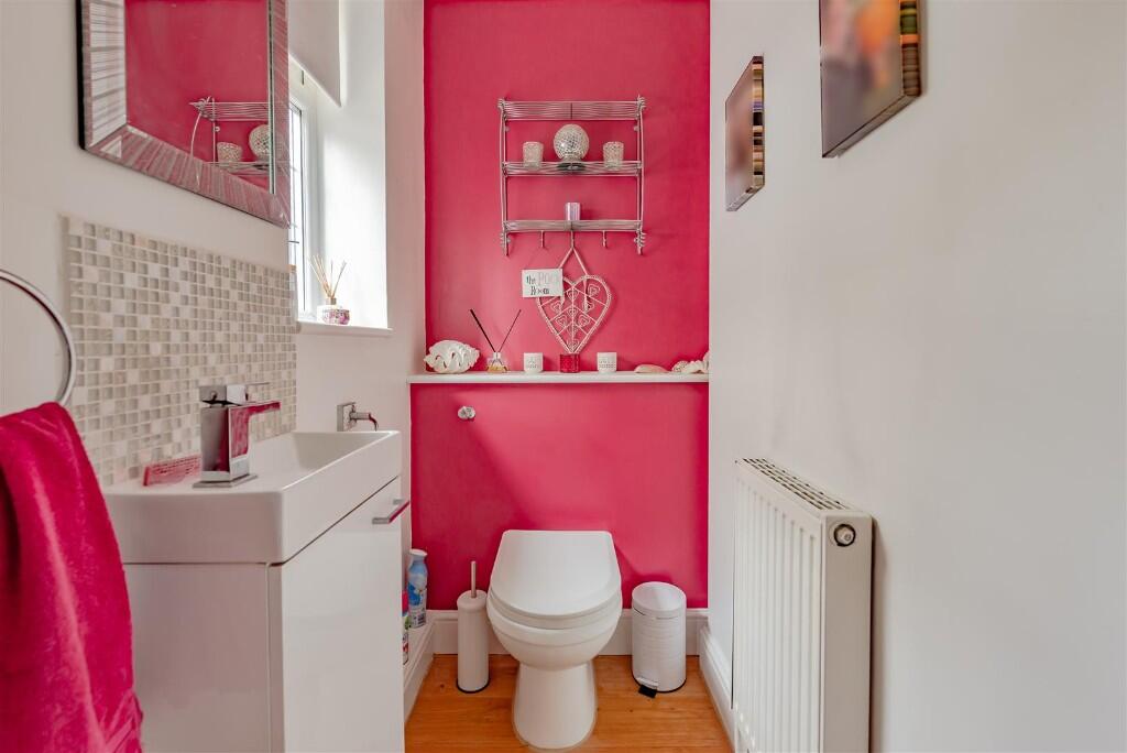 Cloakroom 