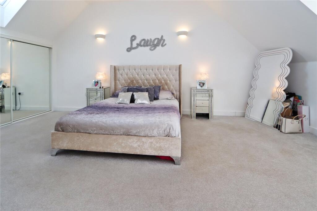 Principal Suite Pic1