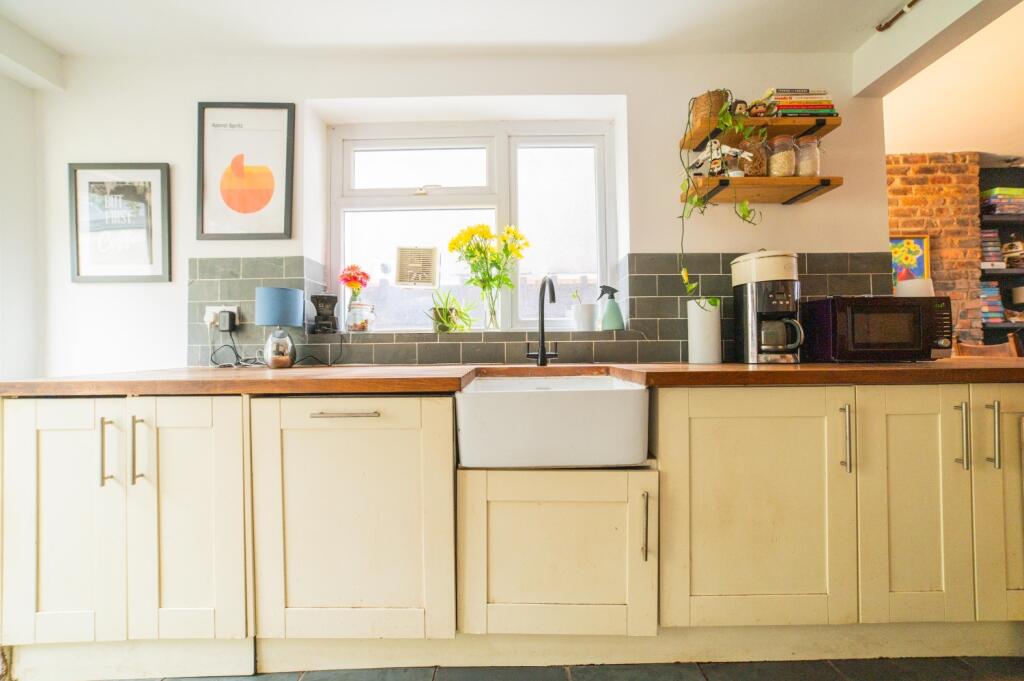 Call 02920 454555 to secure your viewing_11