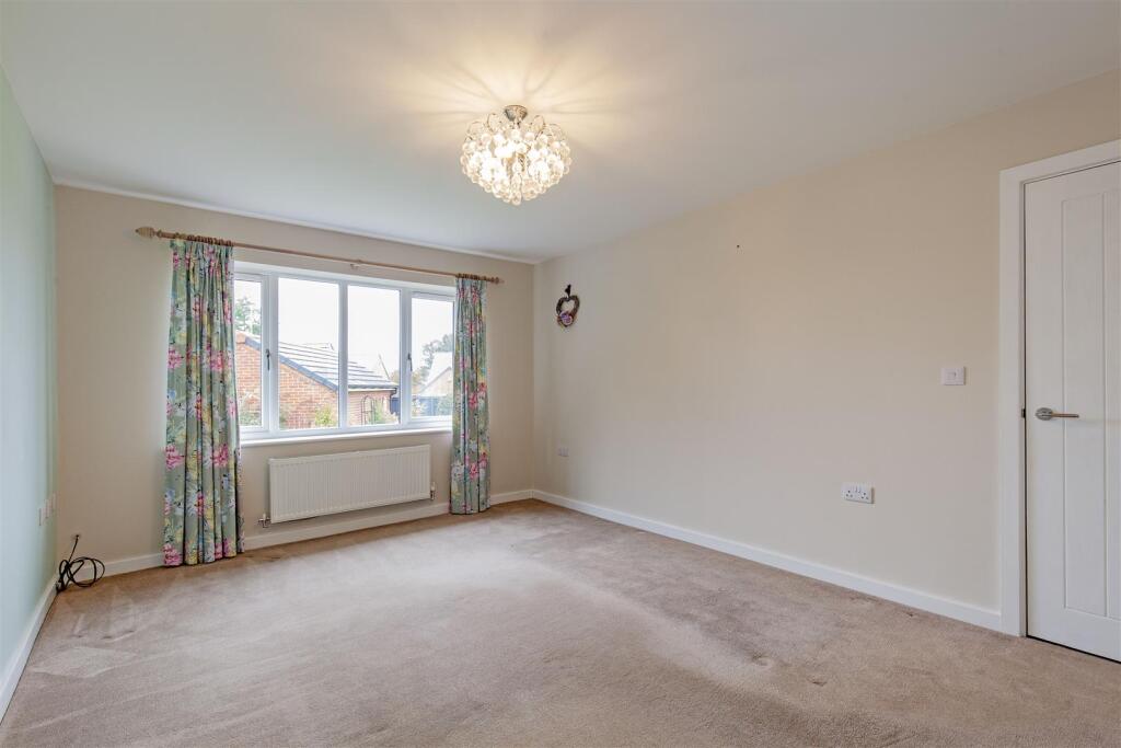 Reception Room-1.jpg