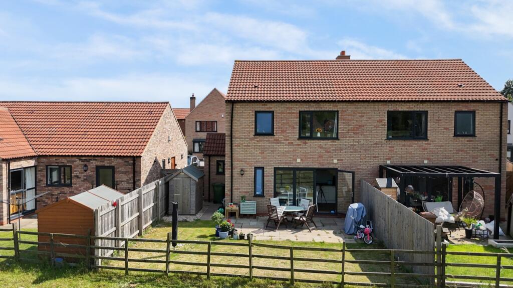 EweMove Estate Agents Scunthorpe - Rear Aspect