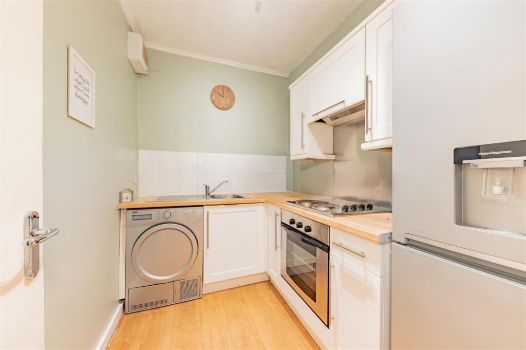 1C Arklay place Dundee-11.JPG
