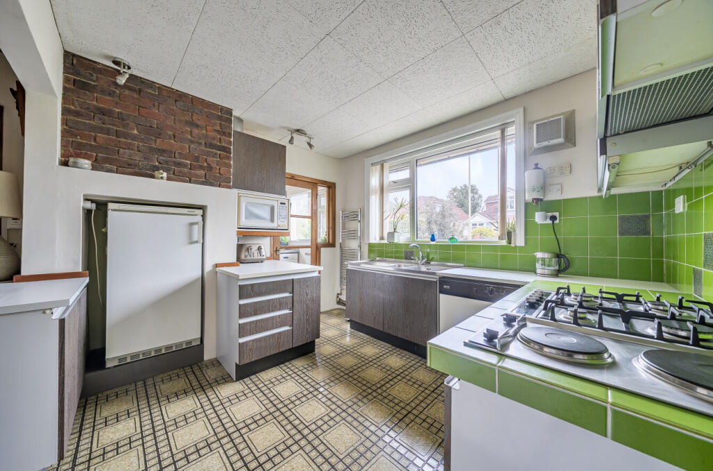 1345247-6-68af181...