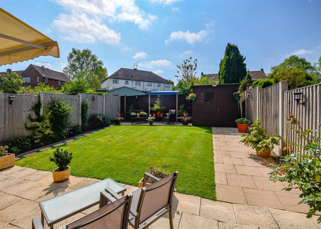 56 Meadow Lane-External (3).jpg