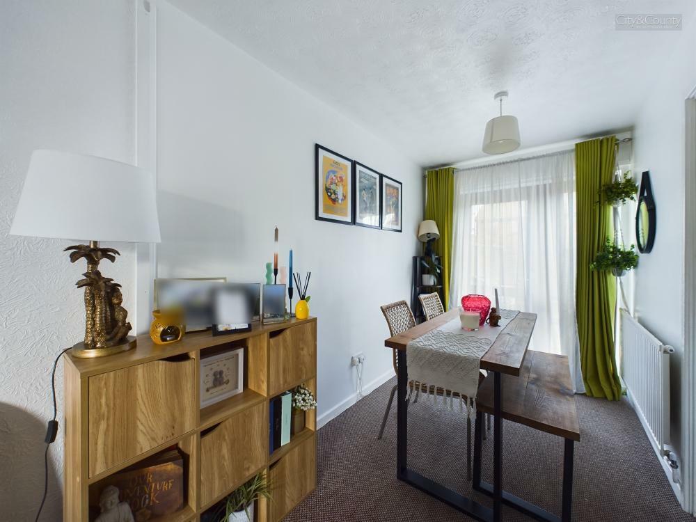 Living/Dining Room