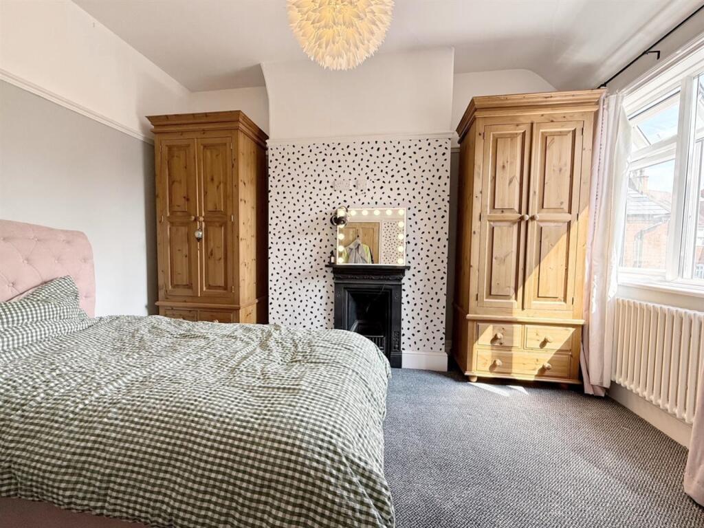 Y6nbDMP2LE-U-svXU5rvGw