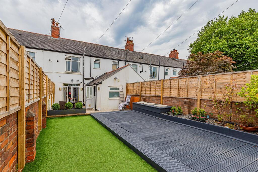 Corporation Road 163-5.jpg